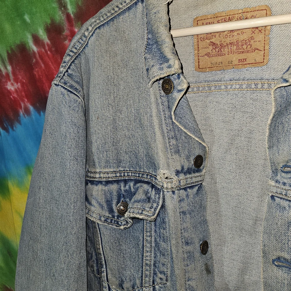 Levi's 80's Light Blue Distressed Denim Jacket Size L - Picture 15 of 16